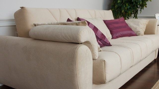 Как вернуть дивану прежний вид?
