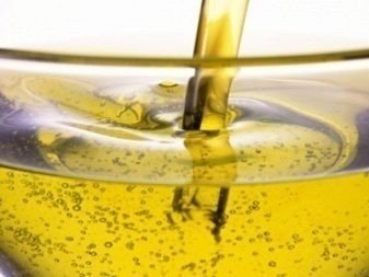 Растительное масло в воде