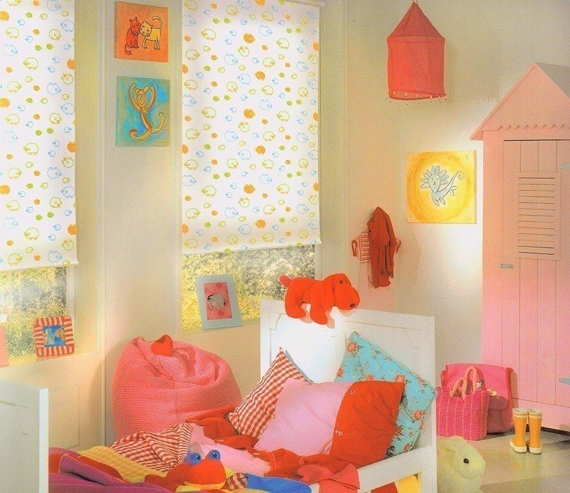 Рулонные шторы с принтом в детскую комнату
