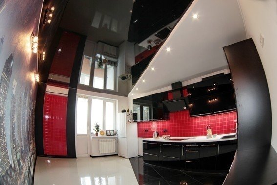 Натяжной потолок для черно красной кухни