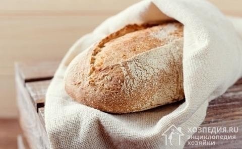 Хлеб на полотенце