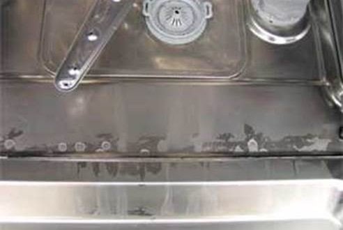 Ржавчина на дверце посудомоечной машины бош