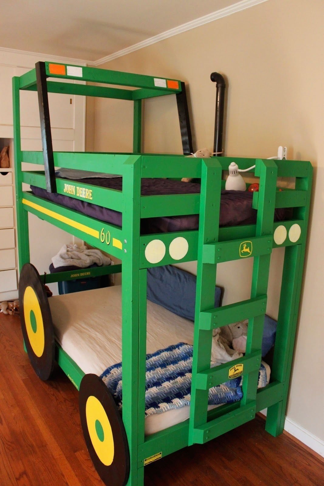 Кровать детская двухъярусная домик