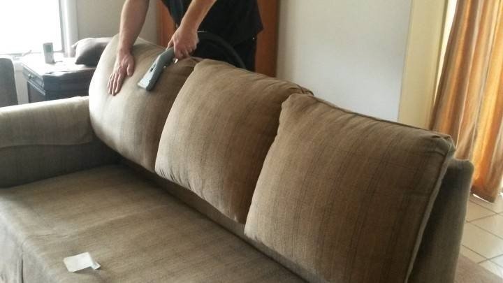 Химчистка дивана на дому